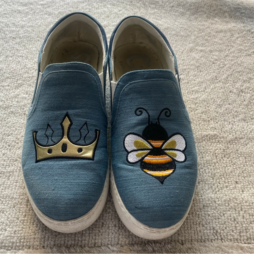 Queen Bee circus by Sam Edelman slip on shoes